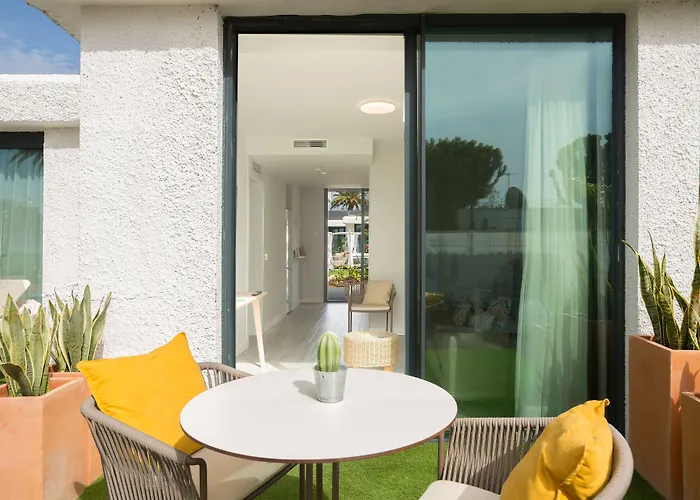 朵涅罗萨别墅酒店 2*